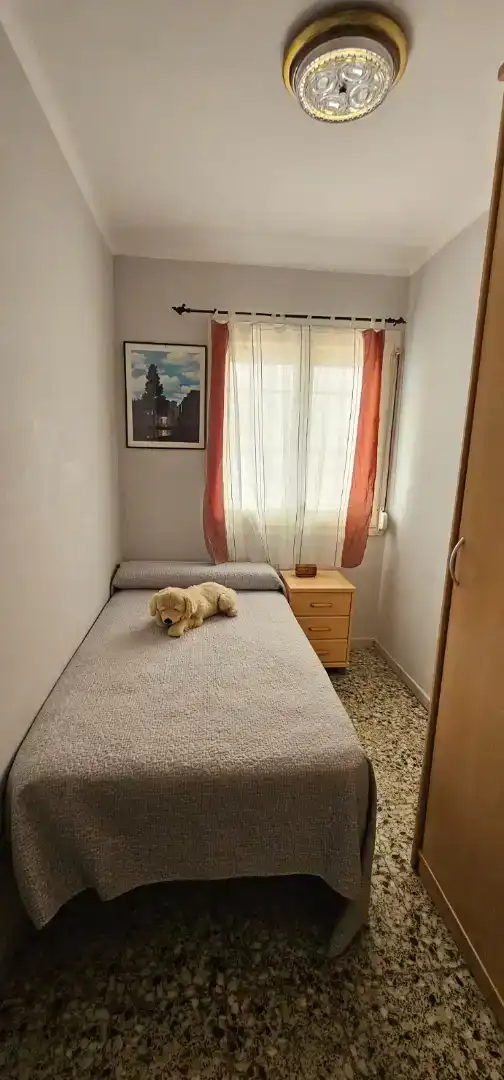 Bedroom of Flat for sale in Badalona