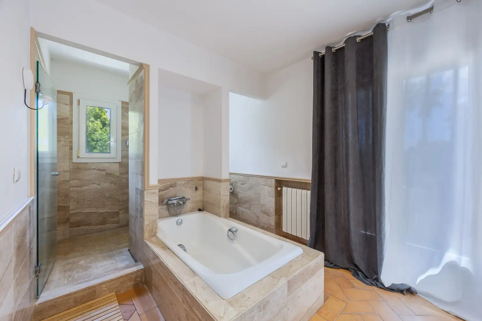 Baño de Casa o chalet en venta en Sotogrande con Aire acondicionado, Jardín privado y Terraza