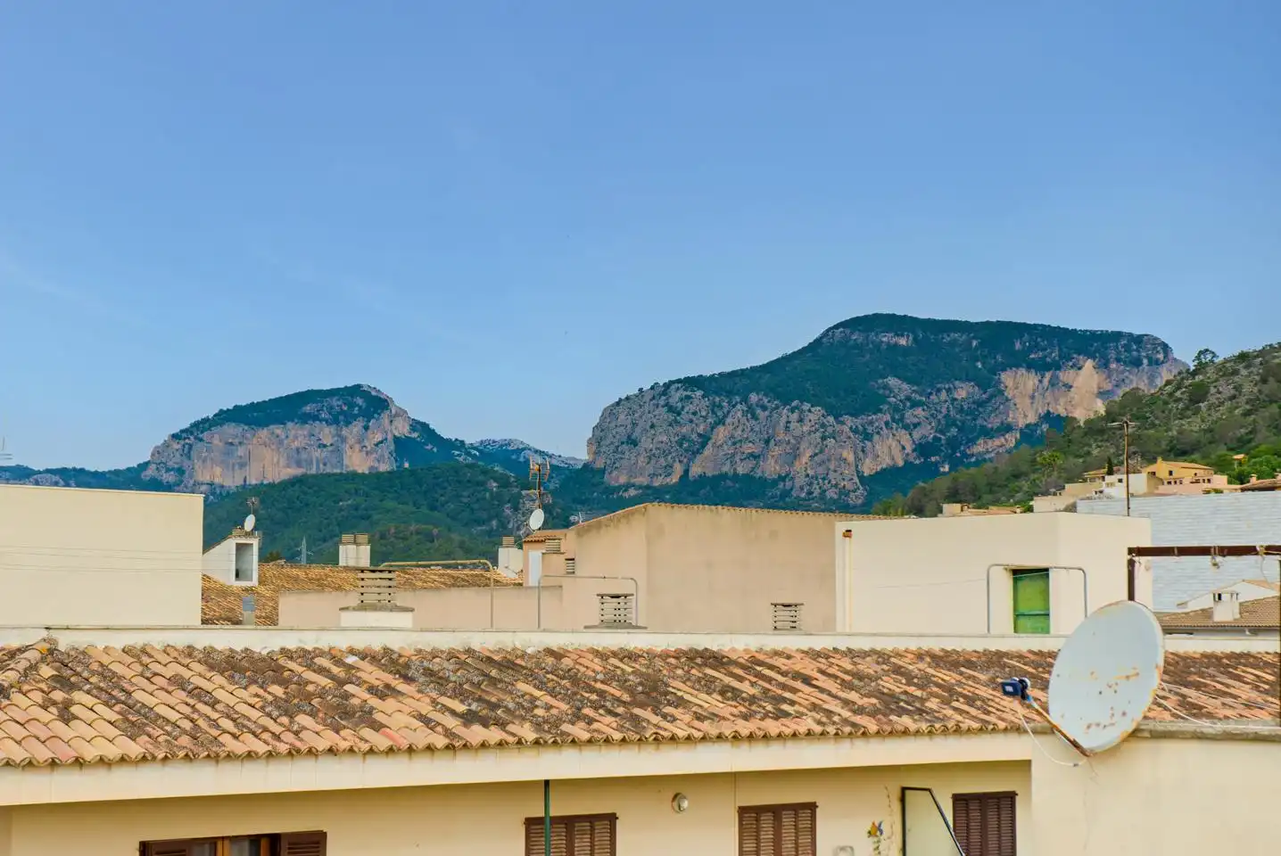 Vista exterior de Piso en venta en Lloseta con Aire acondicionado y Terraza