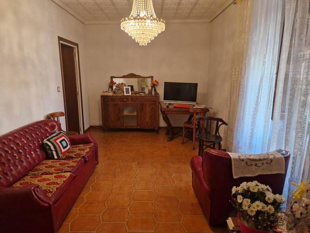 Casa-chalet en Venta en Calle la Torre en Roales de Campos