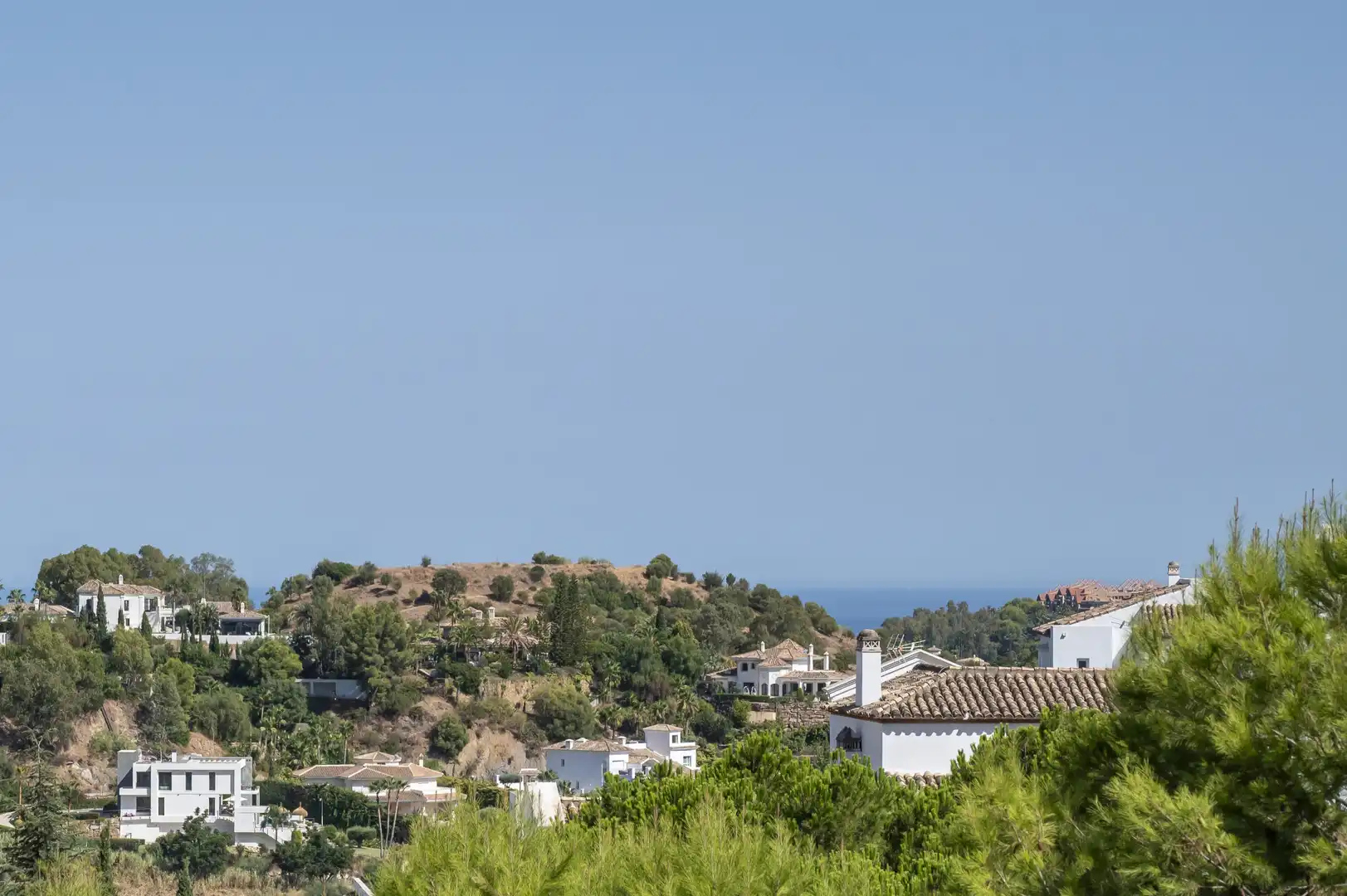 Exterior view of Apartments for sale in Benahavís  with Air Conditioner, Terrace and Storage room
