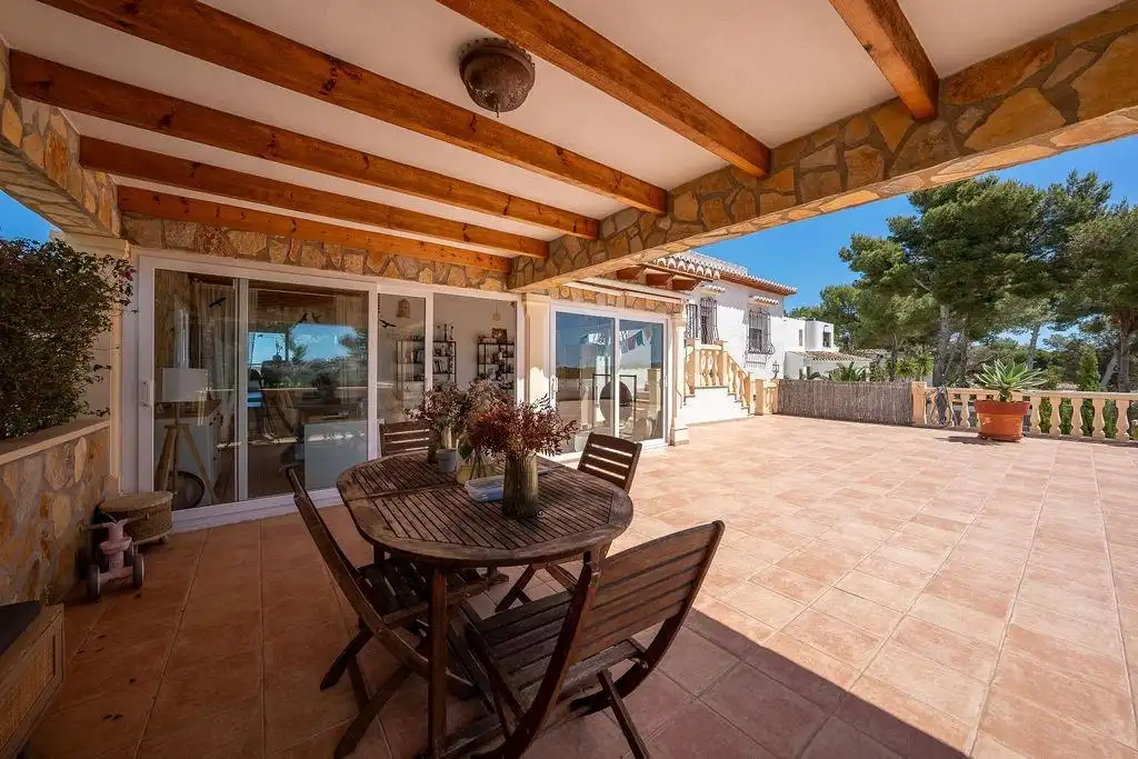 Terrace of Houses for sale in Jávea / Xàbia  with Air Conditioner, Heating and Private garden