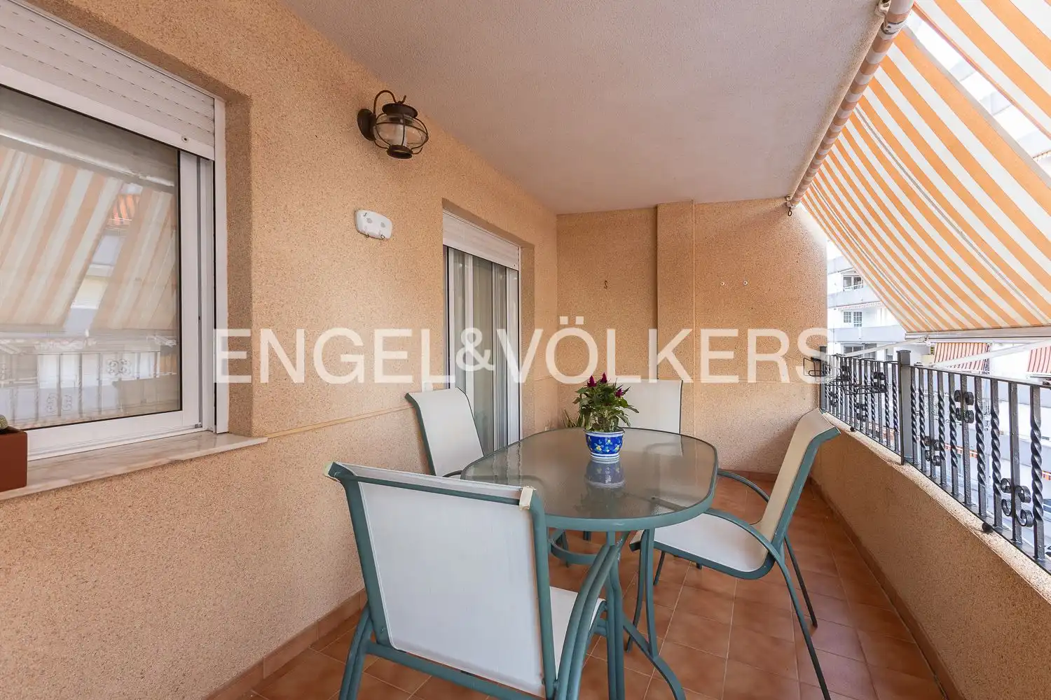 Terrasse von Wohnung zur Miete in Canet d'En Berenguer, Valencia