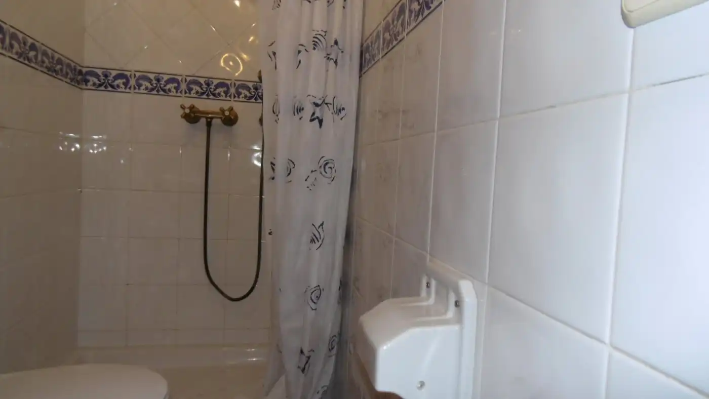 Baño de Finca rústica en venta en Palamós con Calefacción, Jardín privado y Terraza