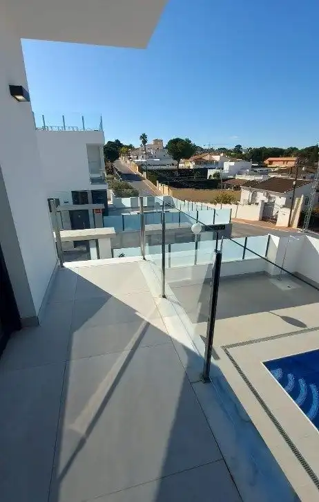 Chalet con terraza en venta en Los Balcones - Los Altos, imagen 24