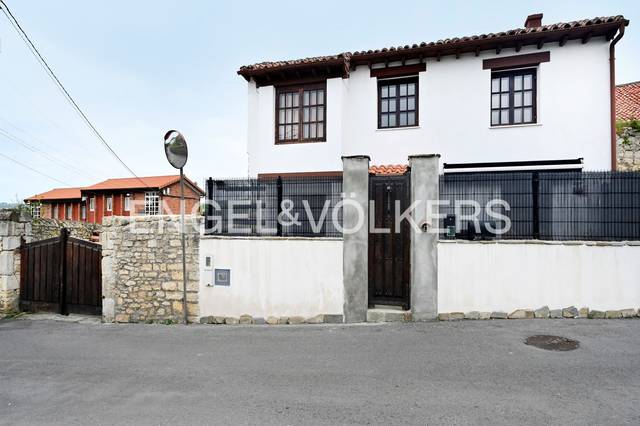 Casa-chalet en Venta en La Quintana en Suances