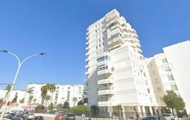 Vista exterior de Local en venta en El Puerto de Santa María