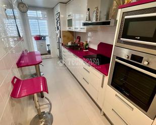 Kitchen of Flat for sale in Parla  with Heating, Storage room and Community pool