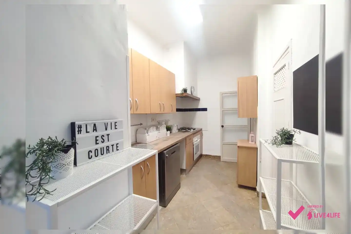 Kitchen of Ground floor for share in Granada  with Heating, Terrace and Storage room
