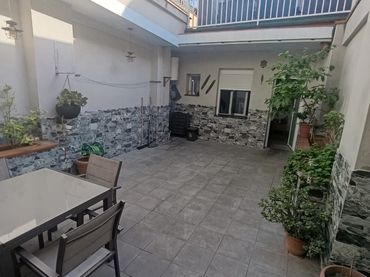 Bajo con balcón en venta en Carrer de Jacint Verdaguer