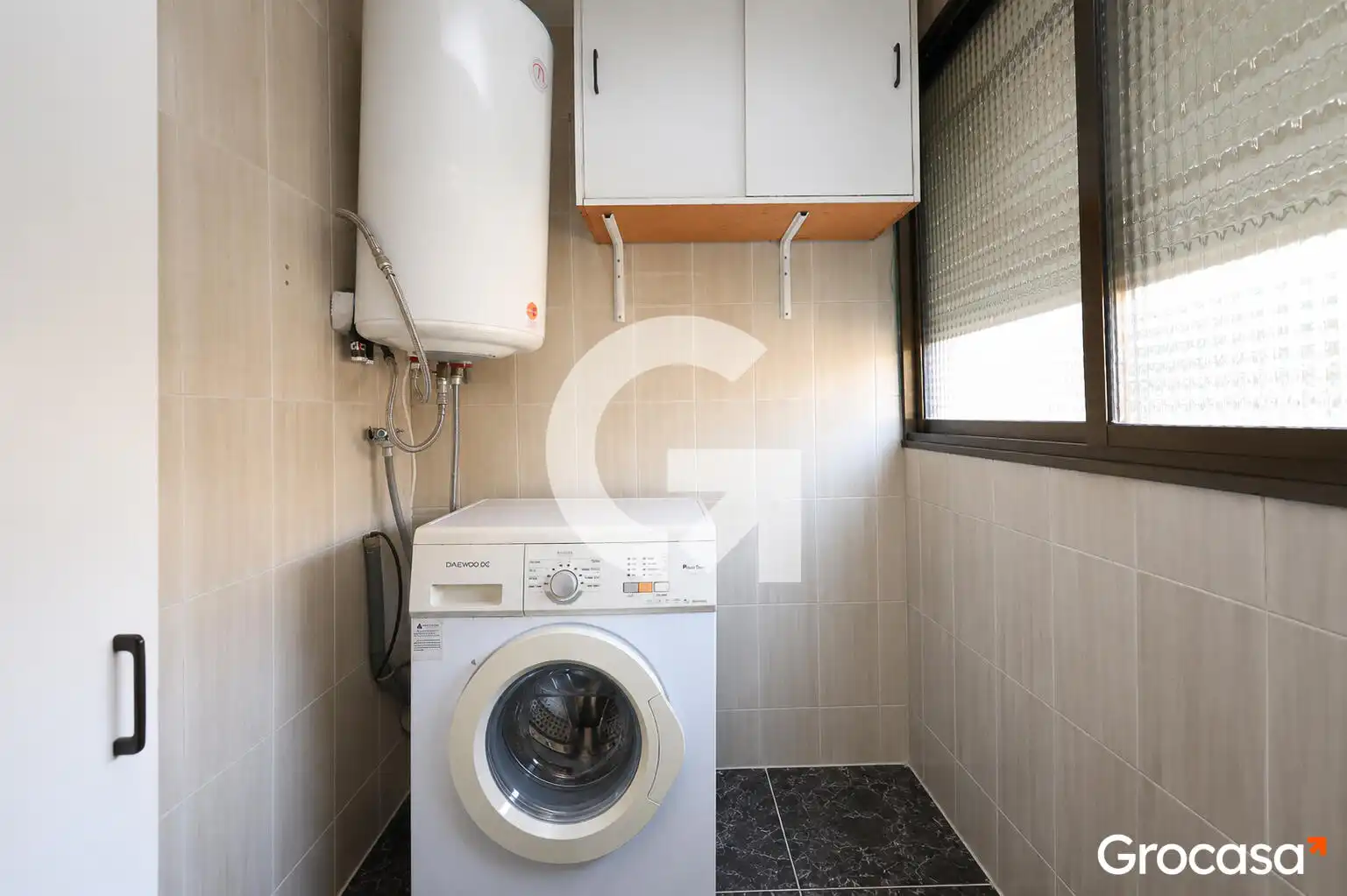 Küche von Wohnung zum Verkauf in Sant Boi de Llobregat mit Klimaanlage