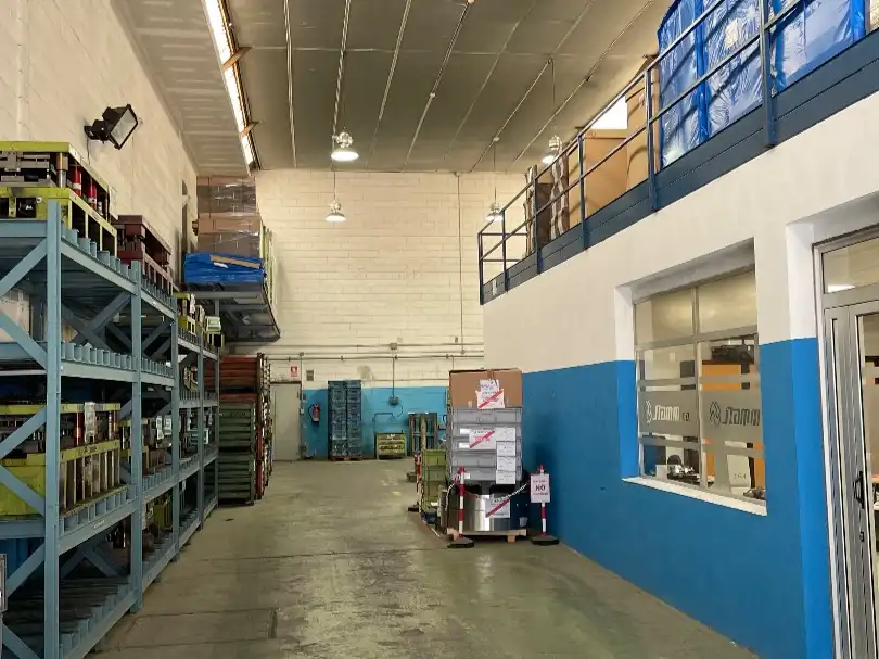 Industriegebäude zur Miete in RIERA DE LA SALUT 44, imagen 2