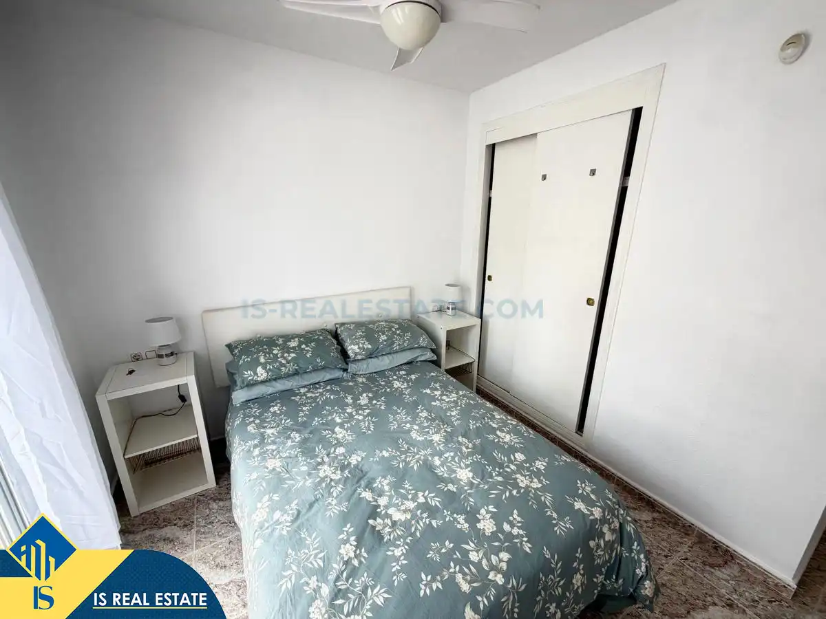 Dormitori de Casa o xalet en venda en Orihuela amb Calefacció, Moblat i Forn