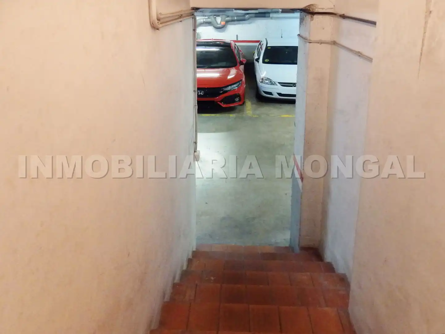 Einzelparkplatz zum Verkauf in Carrer de Girona 30, imagen 18