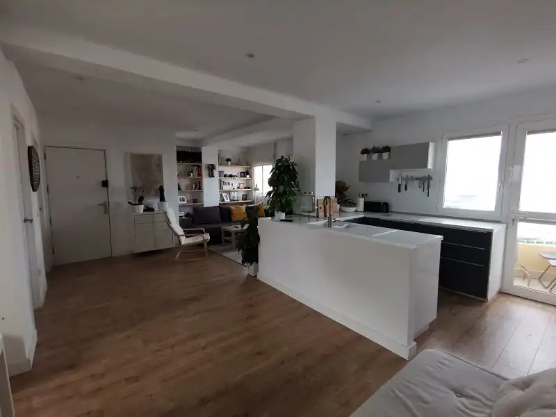 Wohnung zur Miete in Avenida la Salle, 30, La Salle - Cuatro Torres