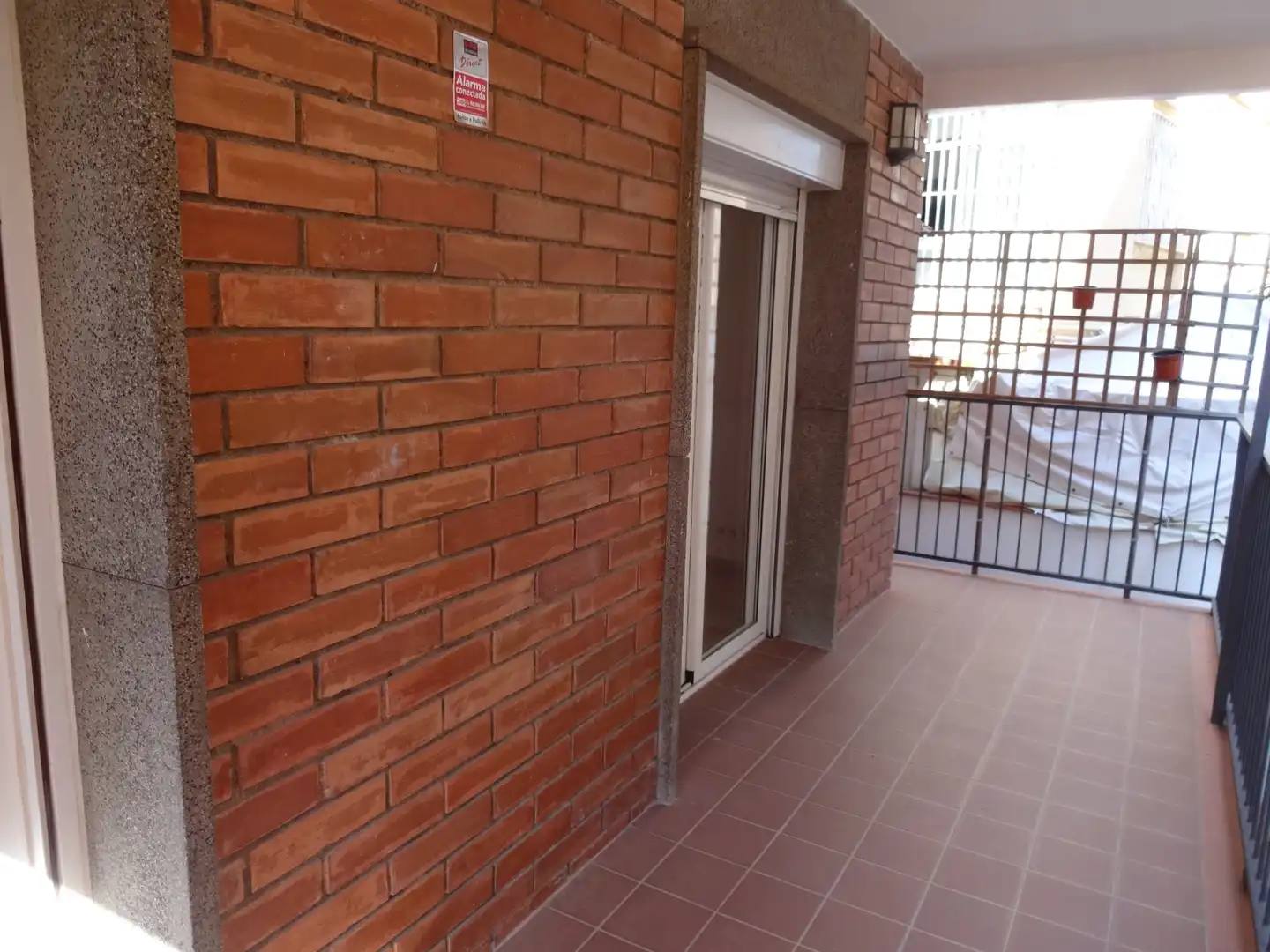 Terrasse von Wohnung zum Verkauf in Barcelona mit Terrasse, Ofen und Mikrowelle