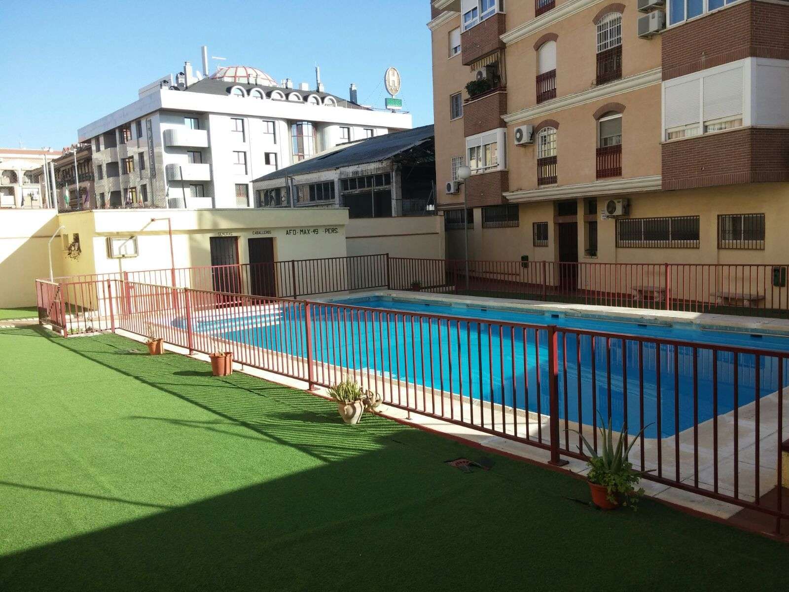 Swimming pool of Apartment to share in  Jaén Capital  with Air Conditioner and Terrace
