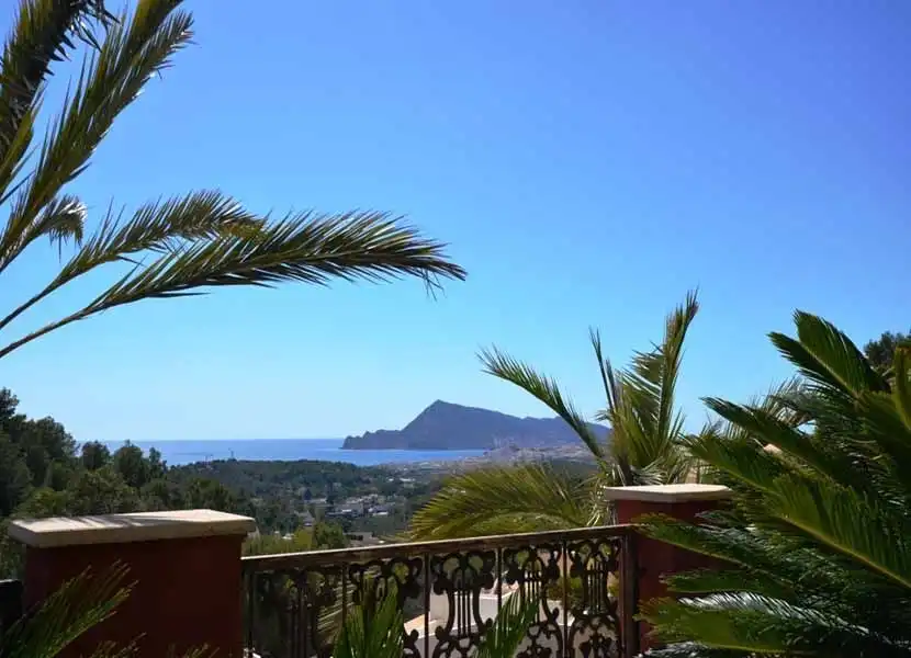 Vista exterior de Casa o chalet en venta en Altea con Aire acondicionado, Jardín privado y Terraza