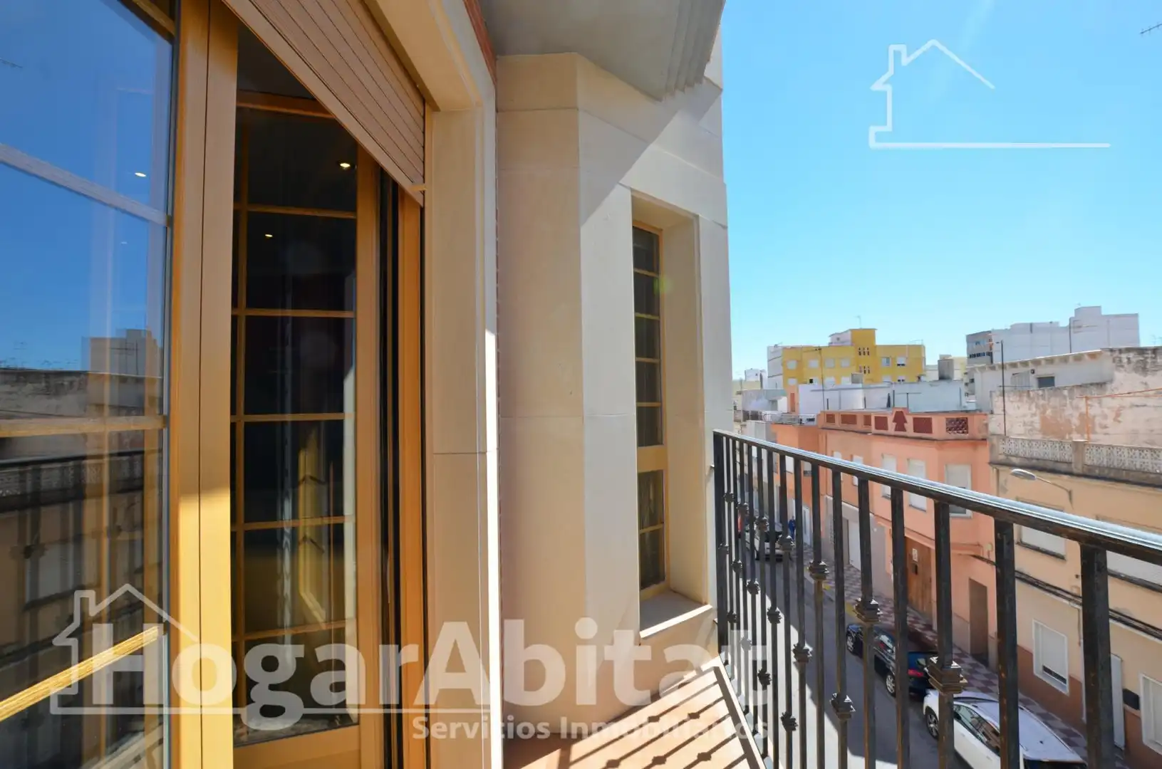 Vista exterior de Piso en venta en Tavernes de la Valldigna con Aire acondicionado, Calefacción y Trastero
