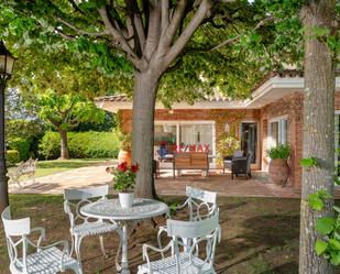 Jardí de Casa o xalet en venda en Girona Capital amb Aire condicionat, Calefacció i Jardí privat
