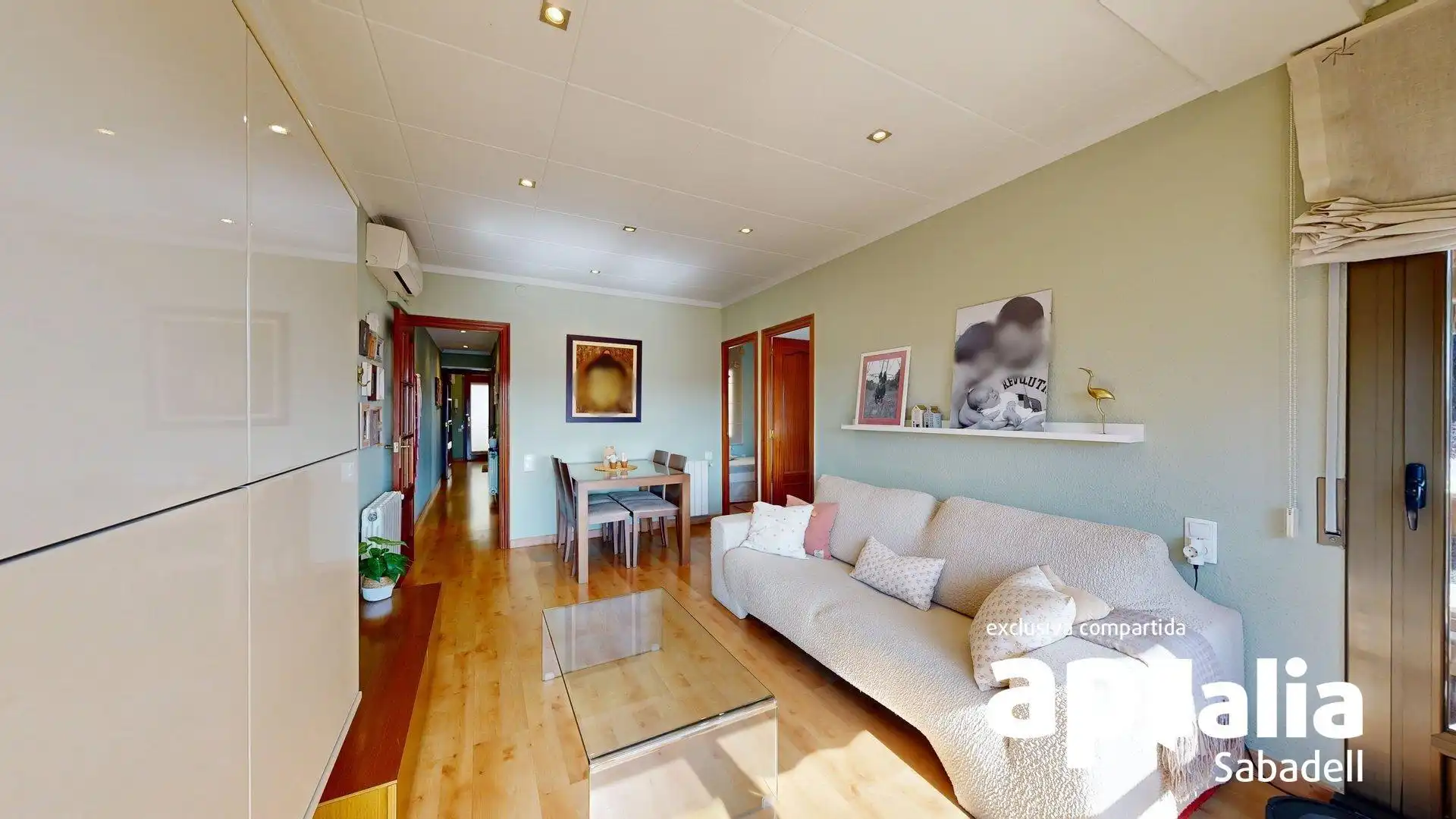 Sala de estar de Piso en venta en Sabadell con Aire acondicionado, Calefacción y Balcón
