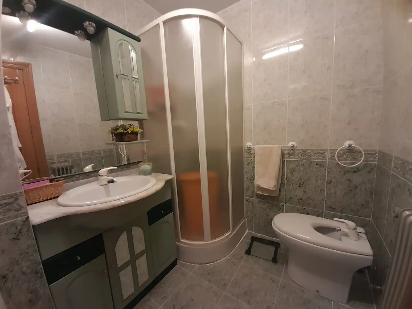 Bathroom of Flat for sale in Puertollano