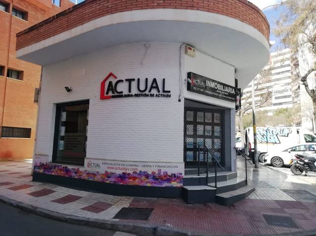 Nave industrial en Alquiler en Calle Sondalezas, Málaga en La Florida - Parque Norte