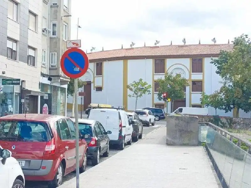 Vista exterior de Local en venda en Santander