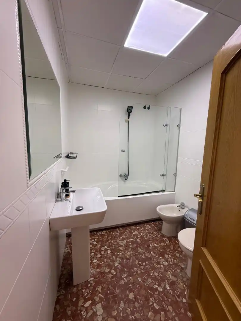 Bathroom of Houses for sale in Córdoba  with Air Conditioner, Heating and Terrace