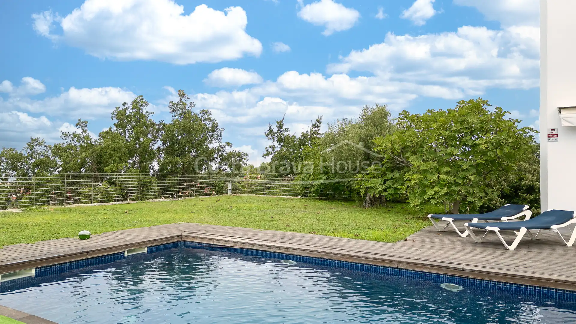 House with pool for sale in Carrer Joan Amades, imagen 6
