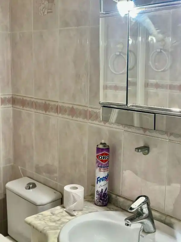 Badezimmer von Wohnungen zum Verkauf in Santa Pola mit Heizung, Terrasse und Abstellraum