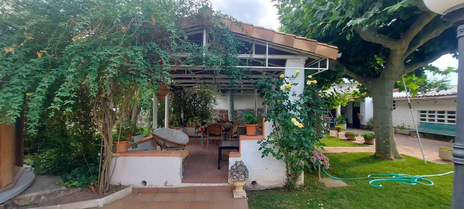 Terraza de Casa o chalet en venta en Albelda de Iregua con Aire acondicionado, Calefacción y Jardín privado