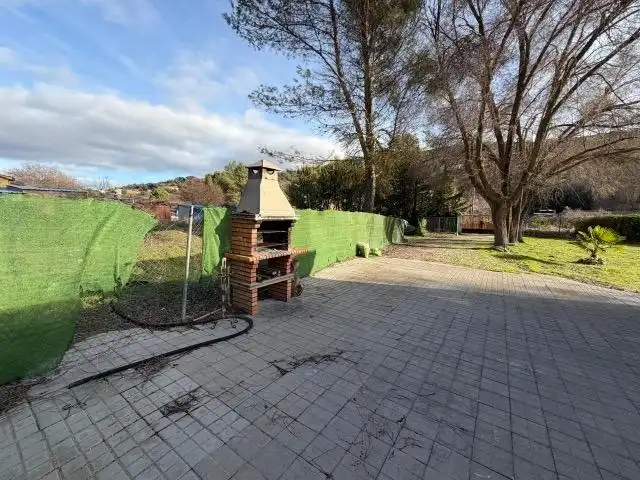 Jardín de Casa o chalet en venta en Hontoba