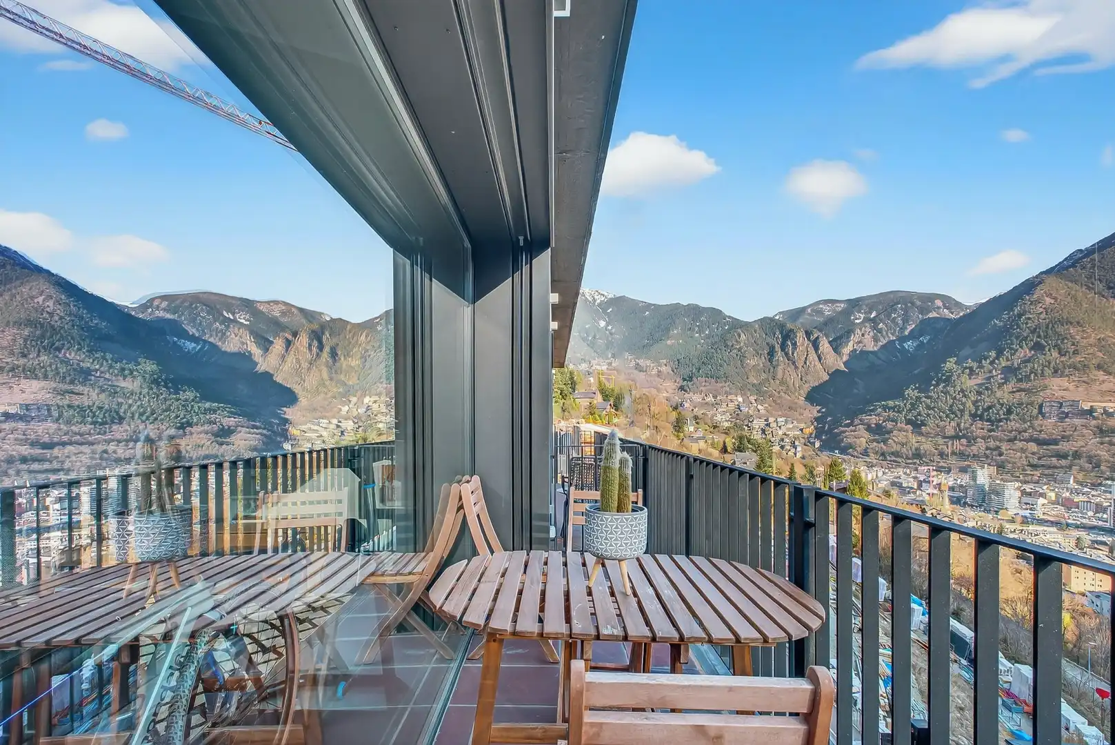 Terraza de Ático en venta en Escaldes – Engordany con Calefacción, Terraza y Trastero