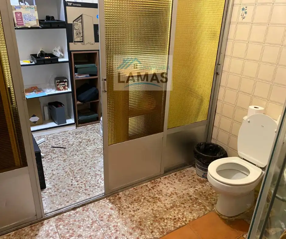 Gewerbefläche zum Verkauf in Navalmoral de la Mata, imagen 4