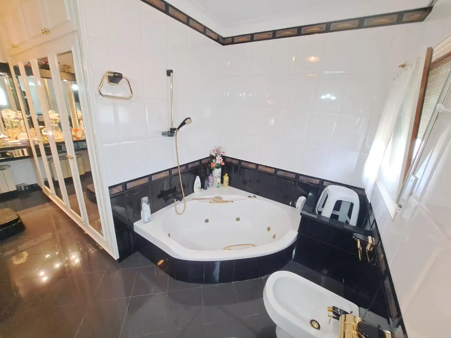 Baño de Casa o chalet en venta en Breda con Aire acondicionado, Calefacción y Jardín privado