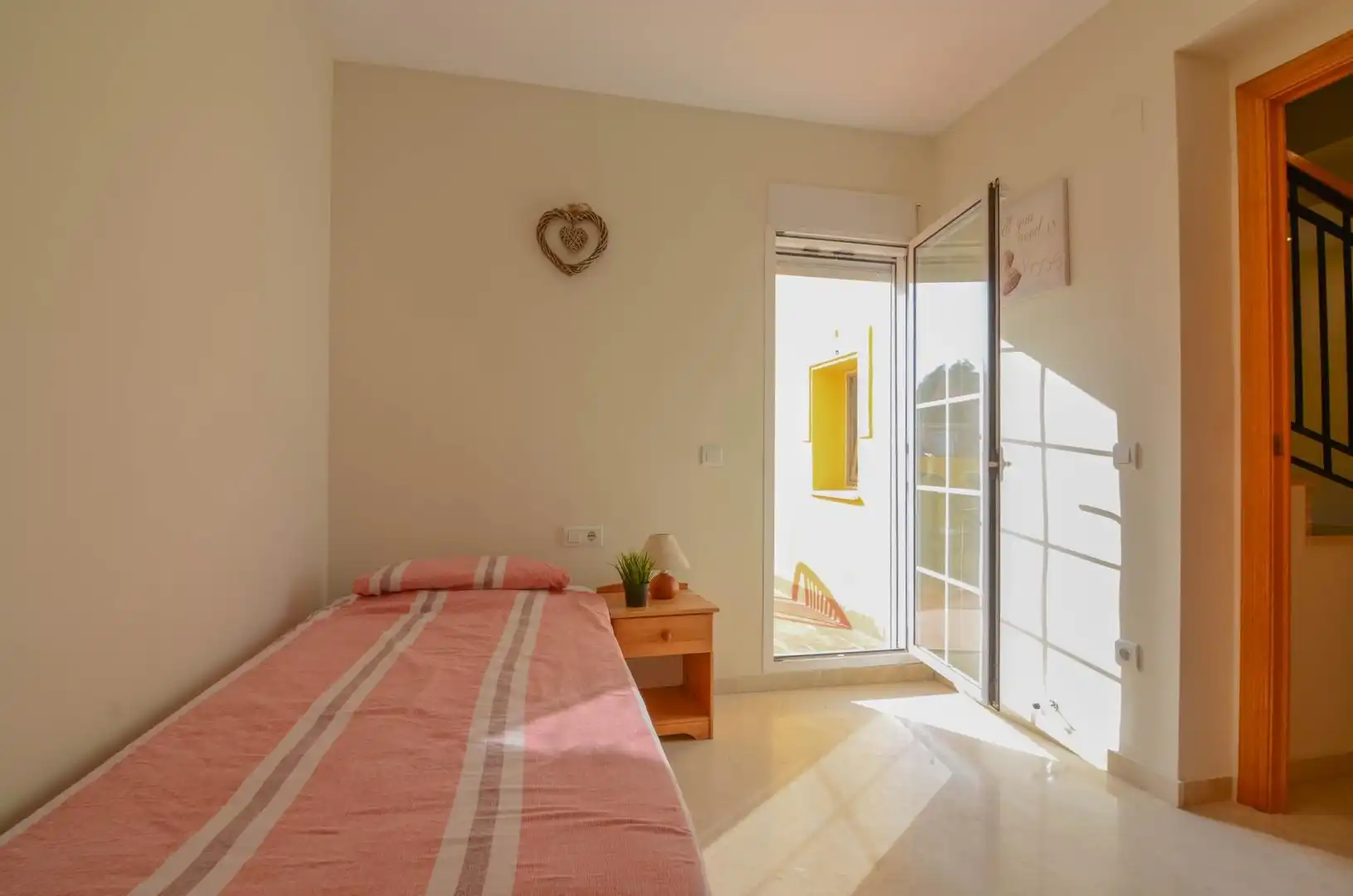 Terraced house with terrace to rent in Alfinach - Los Monasterios, imagen 30