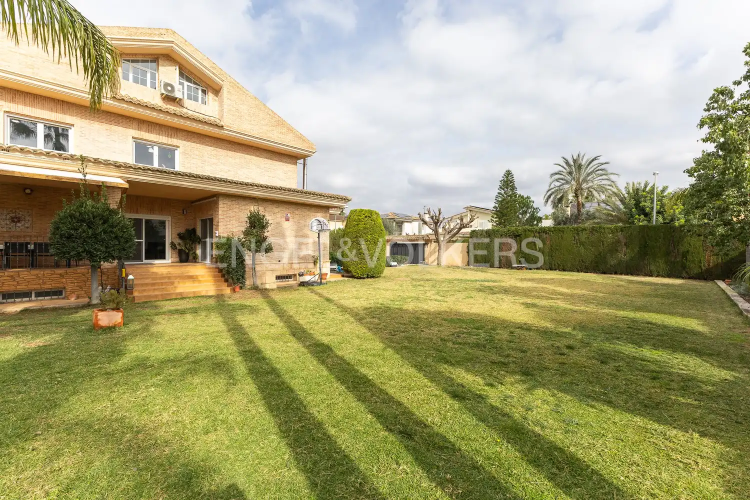 Garden of Houses for sale in L'Eliana  with Air Conditioner, Heating and Private garden