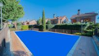 Swimming pool of House or chalet for sale in Las Rozas de Madrid  with Air Conditioner and Terrace
