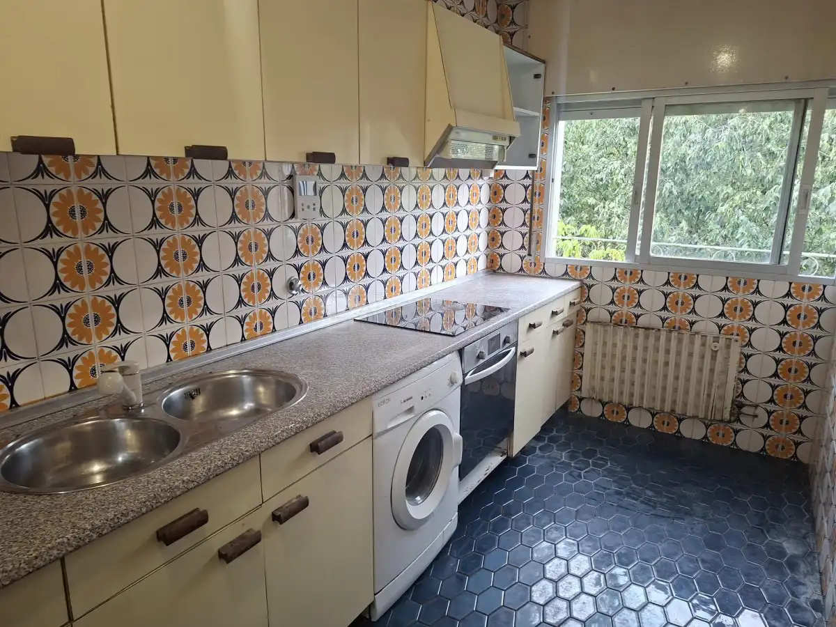 Kitchen of Flat for sale in Sansomendi 