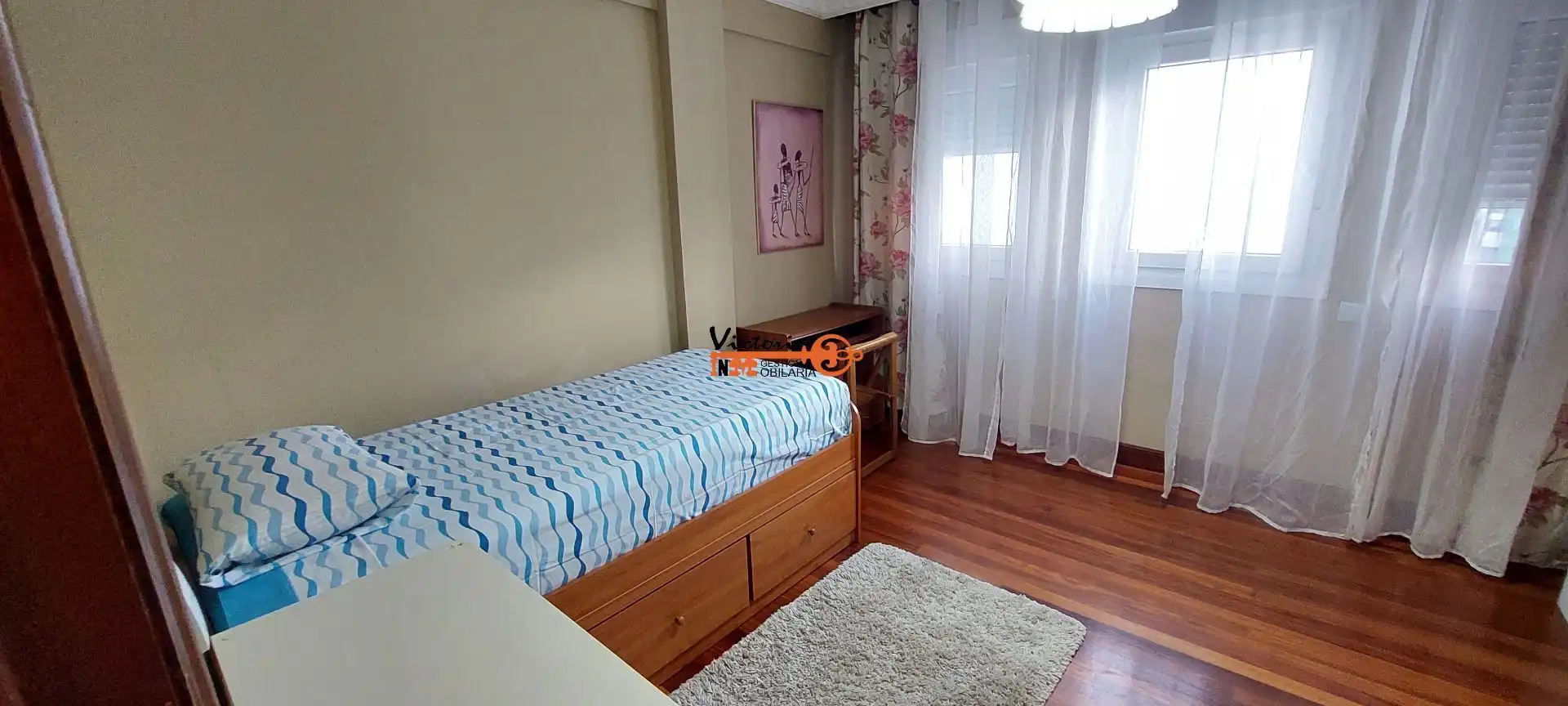 Habitación de Dúplex en venta en Castro-Urdiales con Calefacción, Trastero y Piscina comunitaria