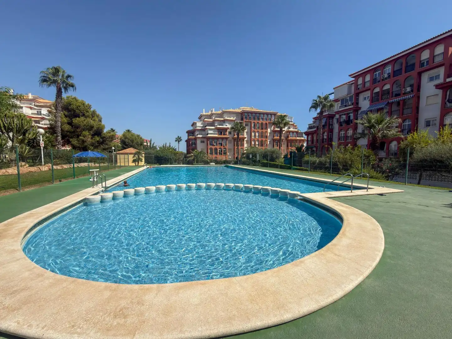 Apartament amb terrassa de lloguer a Calle HELENA 2, imagen 21