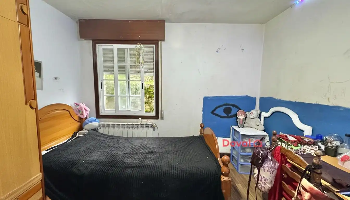 Habitación de Casa o chalet en venta en Vigo  con Calefacción, Jardín privado y Parquet