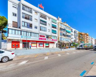 Vista exterior de Apartament en venda en Marbella amb Aire condicionat, Terrassa i Moblat