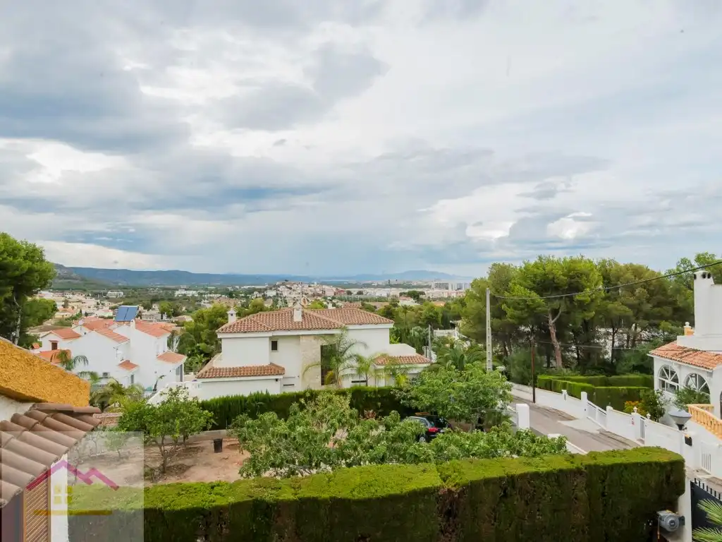 Casa o xalet en venda a Calle Aurora, 156, El Balcó - Jaume I