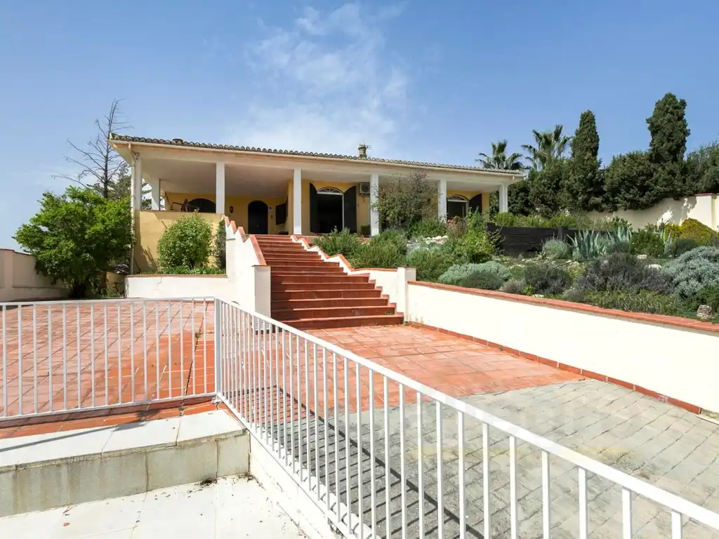 Vista exterior de Casa o chalet en venta en Las Gabias