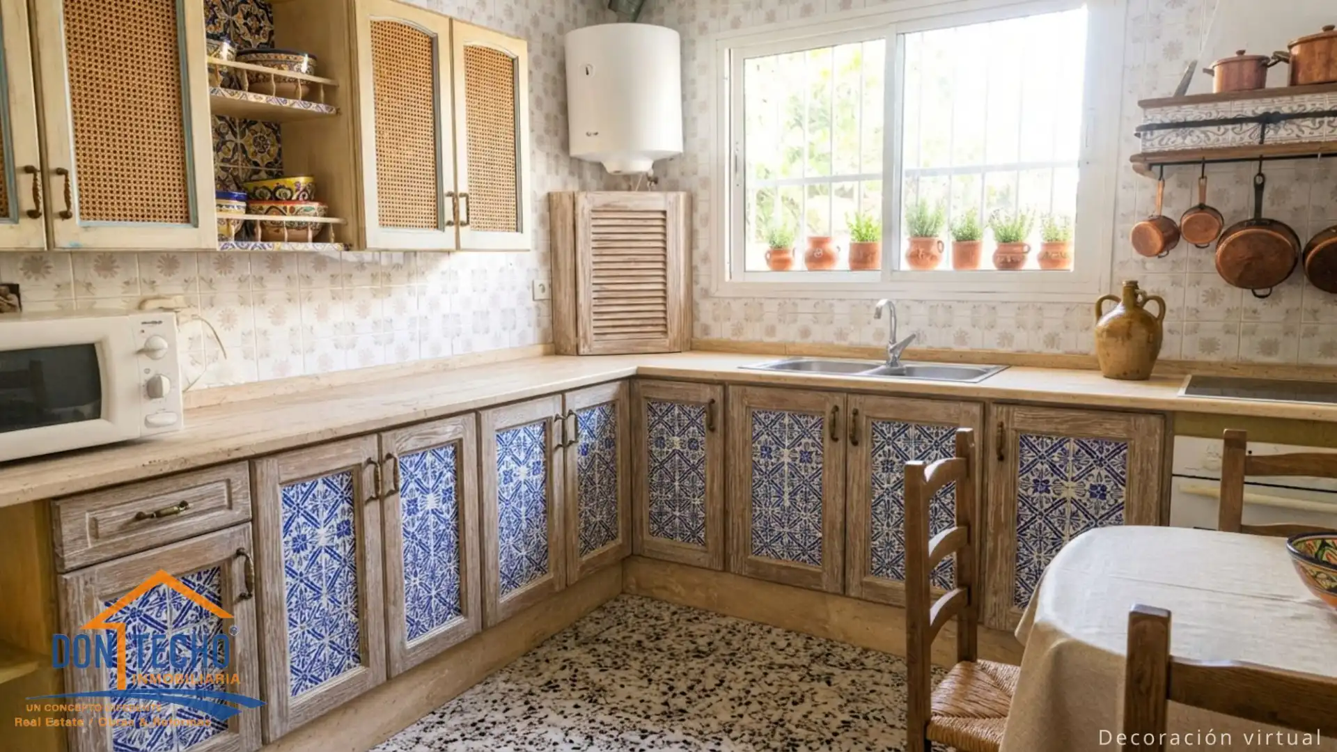 Cocina de Finca rústica en venta en Rincón de la Victoria con Jardín privado, Terraza y Trastero