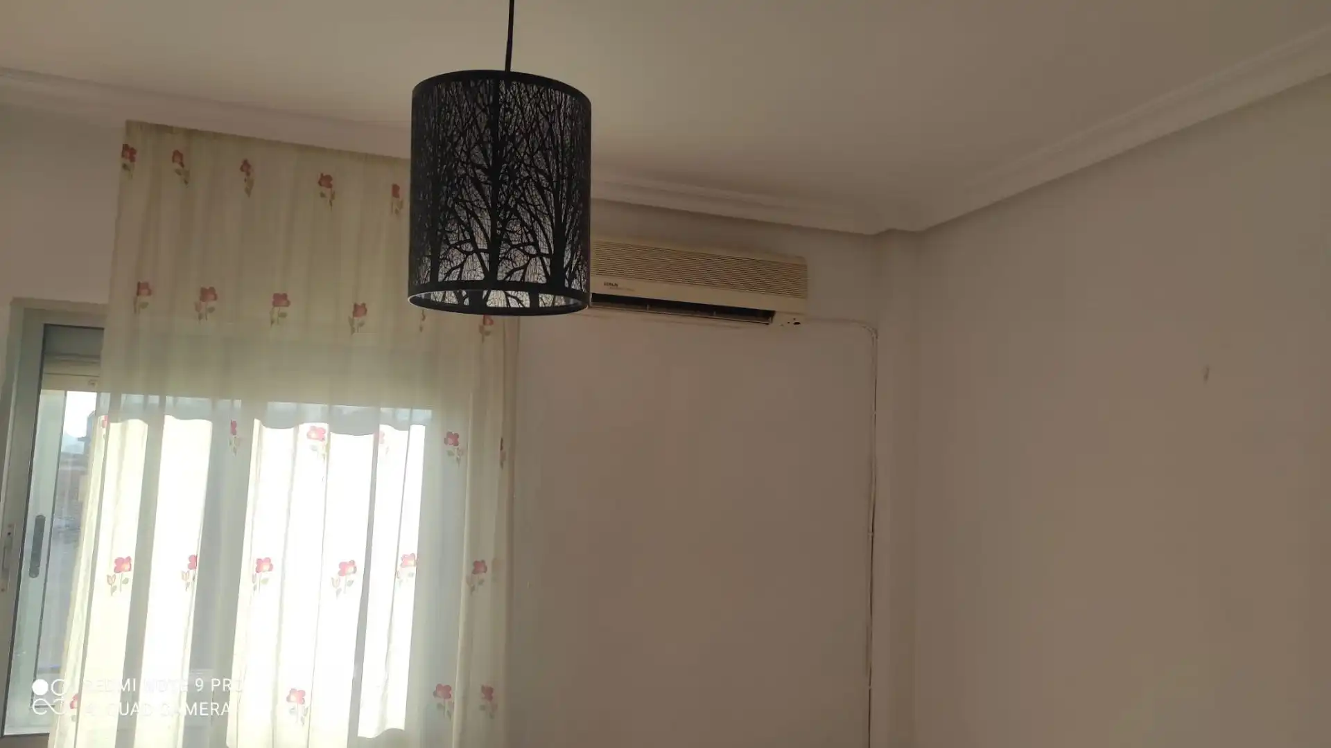 Dormitori de Apartament de lloguer en Cáceres amb Aire condicionat, Calefacció i Moblat