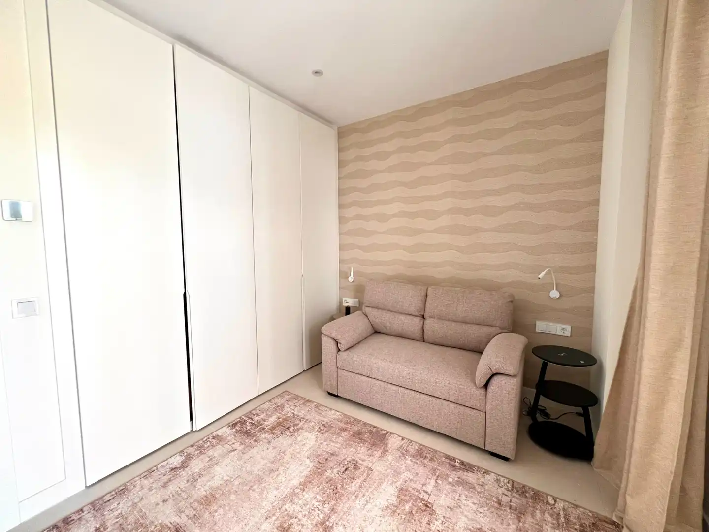 Habitación de Apartamento en venta en Marbella con Aire acondicionado, Terraza y Horno