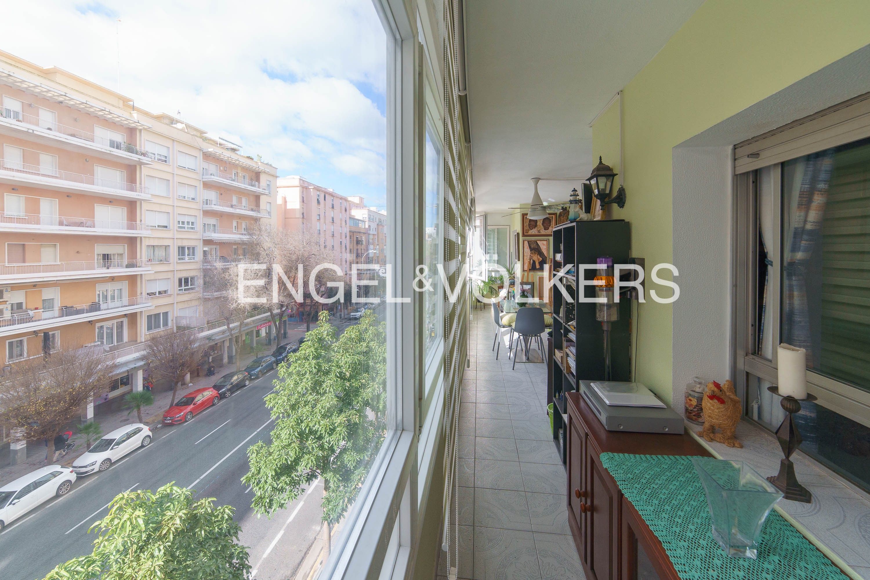 Vista exterior de Apartament en venda en  Cádiz Capital amb Aire condicionat, Calefacció i Terrassa